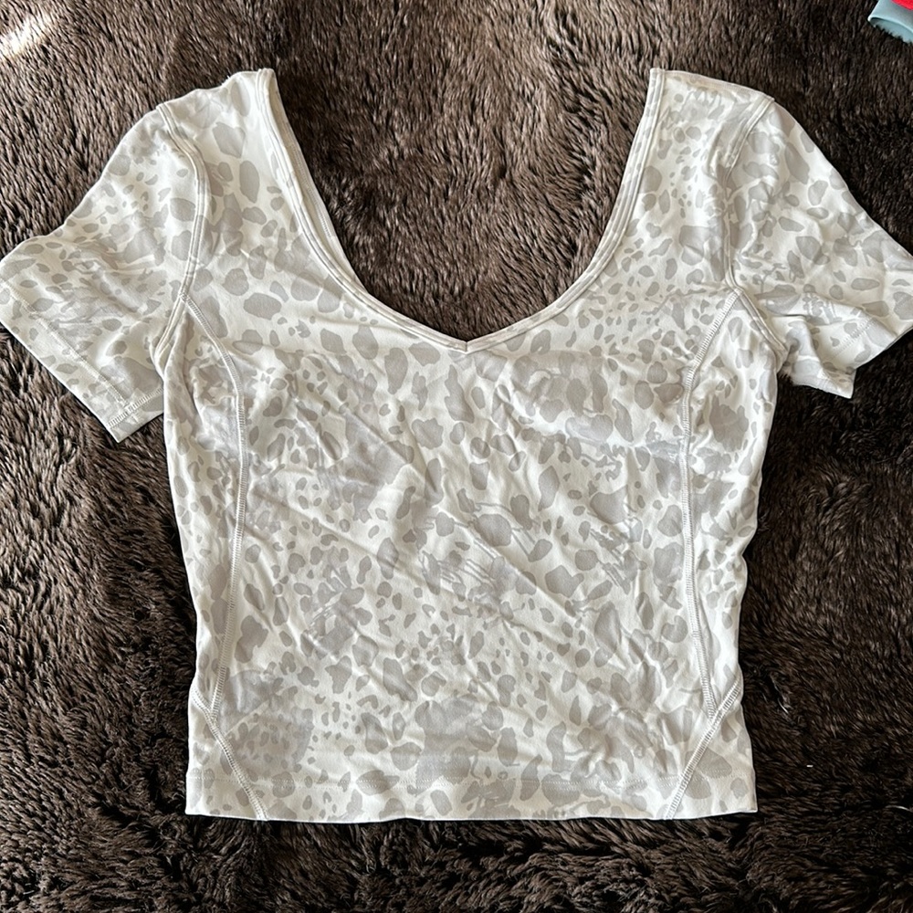 Lululemon cap sleeve athletic top
